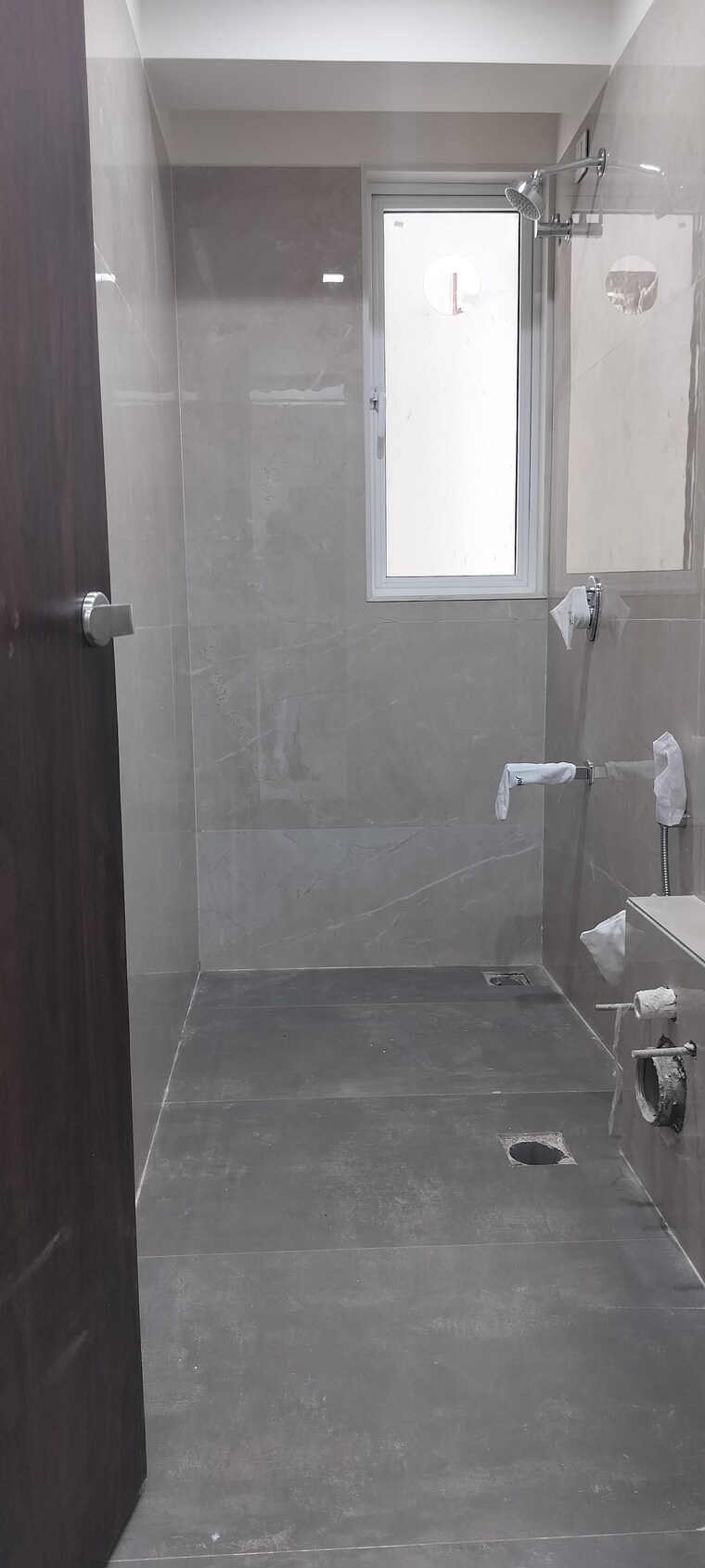 Bathroom, rishabraj-blue-lotus 2 Bedroom 750 Sq.Ft. Apartment In Khar West Mumbai 8066074