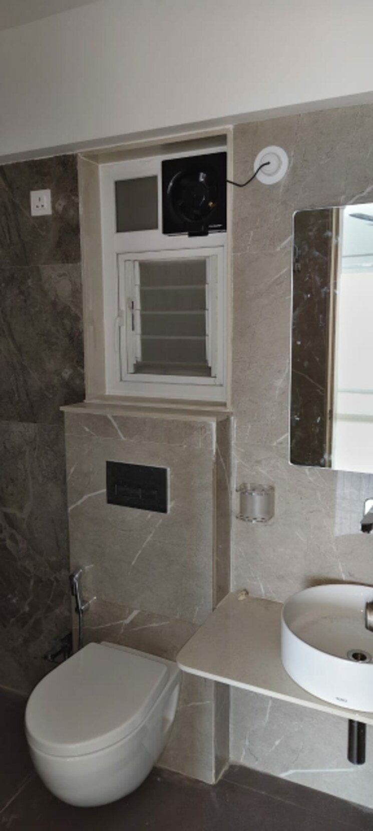 Bathroom, gultekdi 2 Bedroom 850 Sq.Ft. Apartment In Gultekdi Pune 9518310