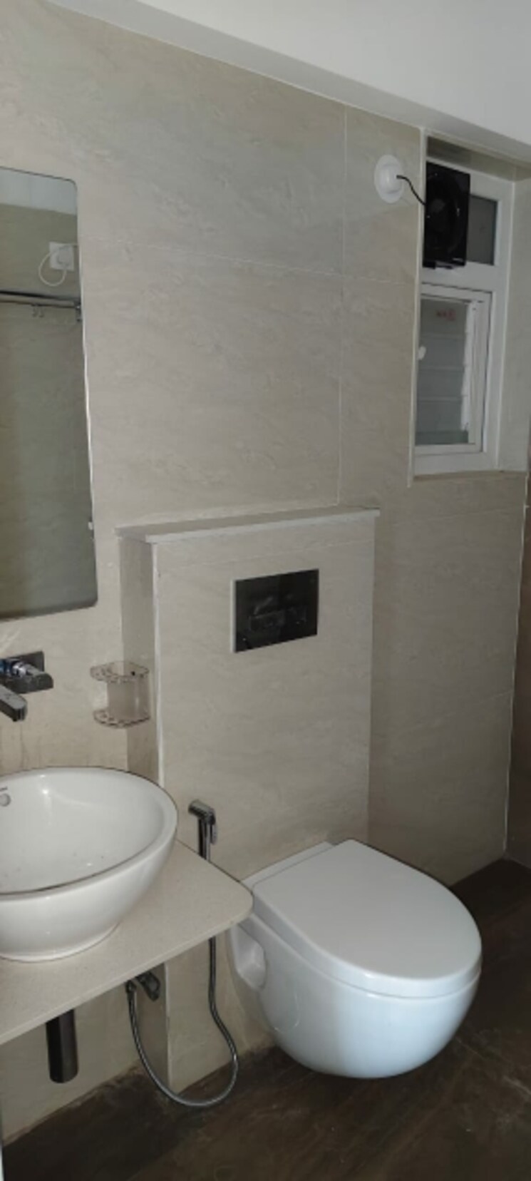 Bathroom, gultekdi 2 Bedroom 850 Sq.Ft. Apartment In Gultekdi Pune 9518310