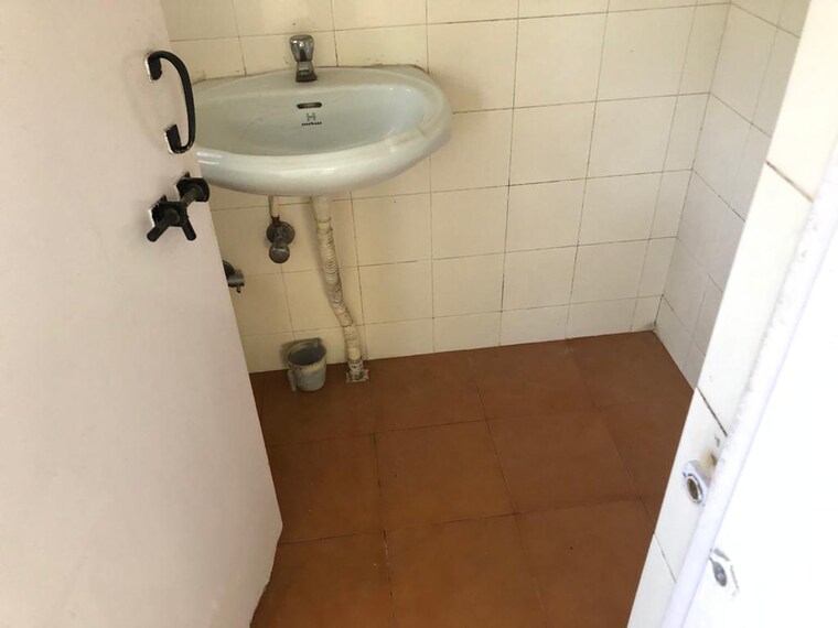 Bathroom, anandvan-residency 2 Bedroom 880 Sq.Ft. Apartment In Anand Nagar Pune 9518338