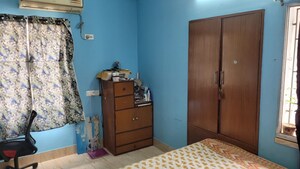 Room in 2 BHK Apartment at Dum Dum – for Sale