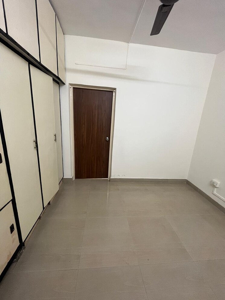 Room, yashodham-complex 2 Bedroom 600 Sq.Ft. Apartment In Goregaon East Mumbai 9518455