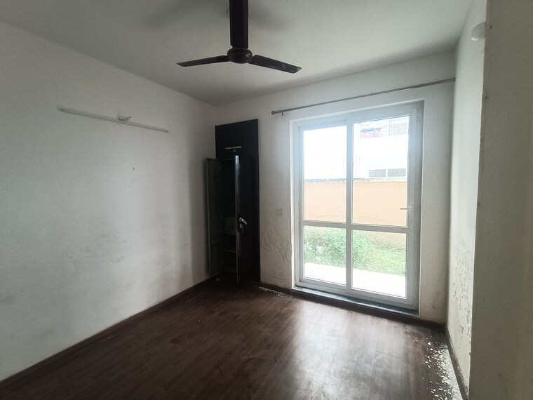 Room, bptp-park-floors-i 3 Bedroom 2070 Sq.Ft. Builder Floor In Sector 77 Faridabad 9518557