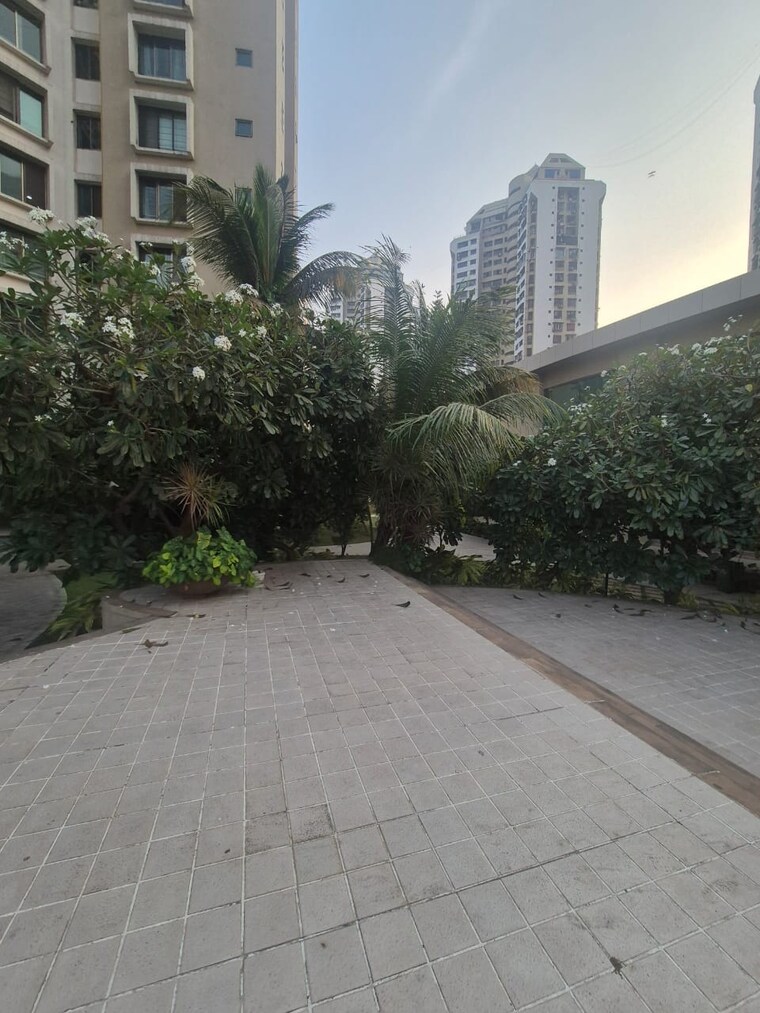 Balcony, oberoi-realty-park-view 2 Bedroom 1080 Sq.Ft. Apartment In Kandivali East Mumbai 9518474