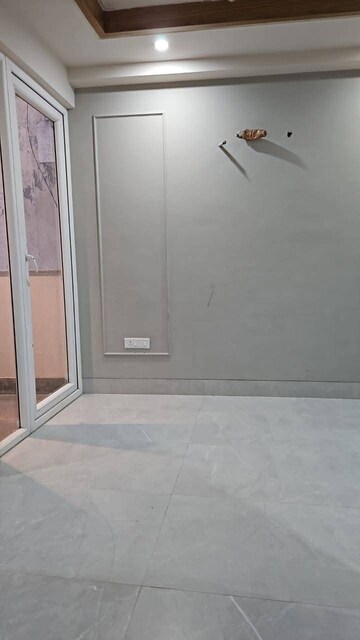 1 BHK Builder Floor For Rent in Chattarpur