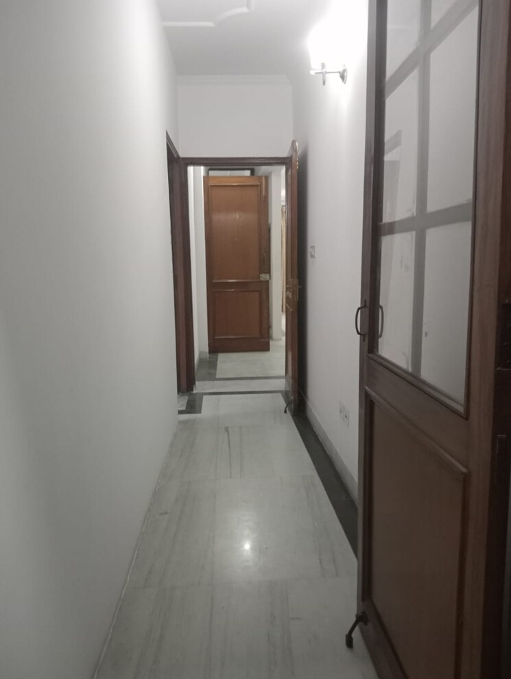undefined, lajpat nagar ii 3 Bedroom 1800 Sq.Ft. Builder Floor In Lajpat Nagar ii Delhi 9518664
