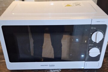 Furnished Amenities in 3 BHK Apartment at Amrapali Crystal Homes, Sector 76 – for Rent