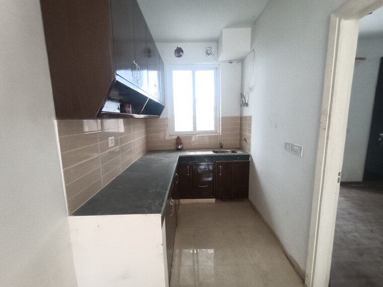 Kitchen, sector 77 3 Bedroom 2070 Sq.Ft. Builder Floor In Sector 77 Faridabad 9518784