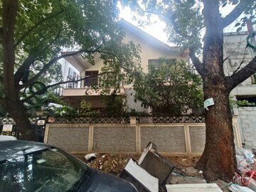 6+ BHK Independent House For Sale in Indiranagar