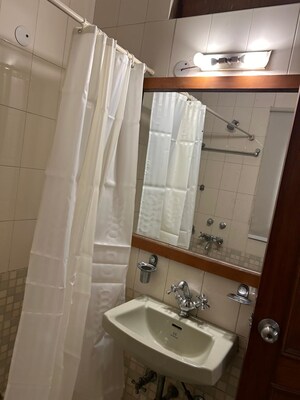 Kitchen in 3 BHK Builder Floor at DLF Atria, Dlf Phase ii – for Rent