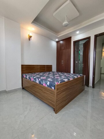 Bedroom in 1 BHK Builder Floor at Chattarpur – for Rent