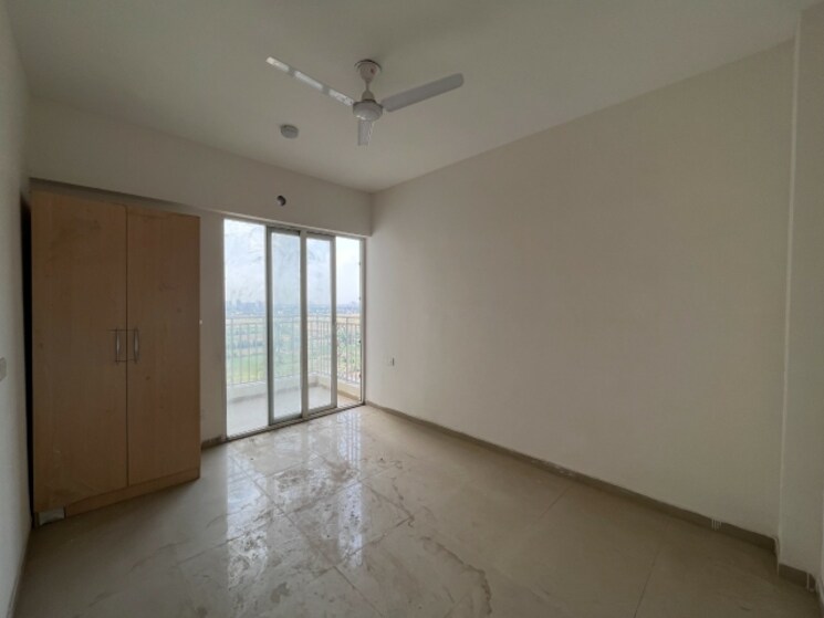 Room, tech zone 4 greater noida 2 Bedroom 880 Sq.Ft. Apartment In Tech Zone 4 Greater Noida Greater Noida 9518812
