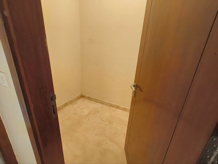 Room, parsvnath-exotica 4 Bedroom 3645 Sq.Ft. Apartment In Sector 53 Gurgaon 9518858