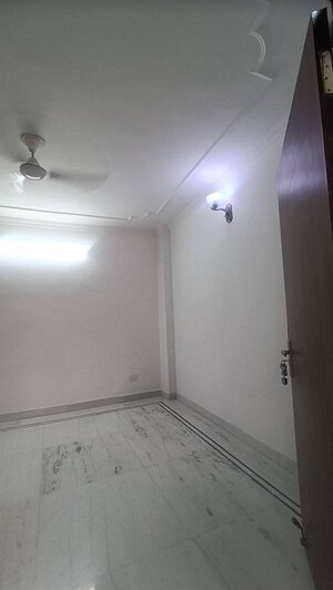 Living Room in 1 BHK Builder Floor at Chattarpur – for Rent
