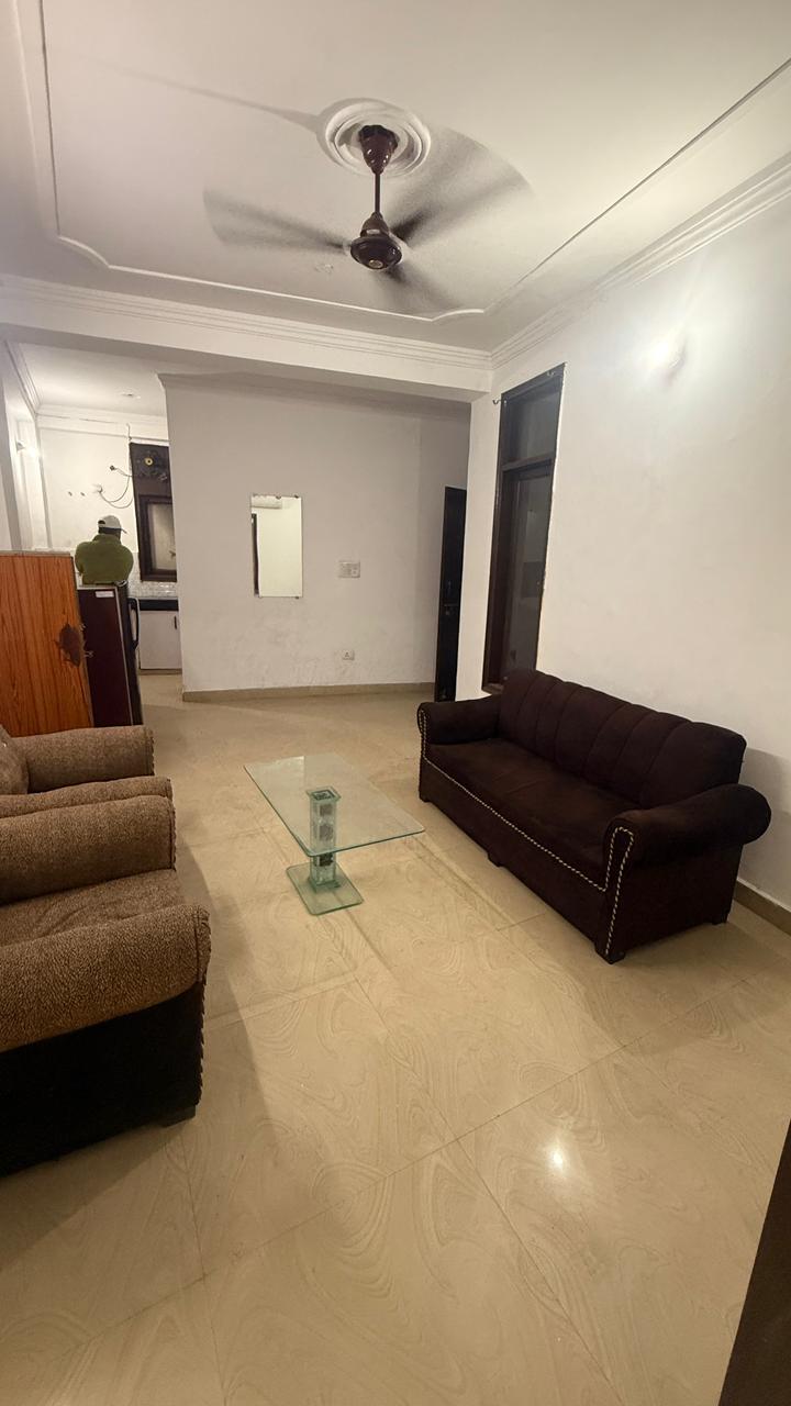 1 BHK Builder Floor For Rent in Saket 