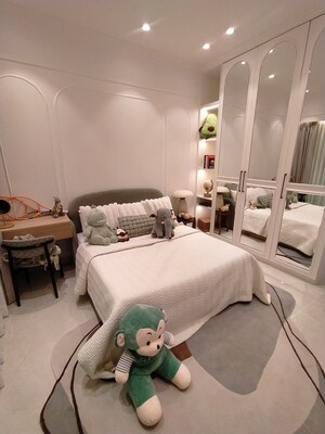 Team Area in 3 BHK Apartment at Prestige Garden Trails, Mira Road – for Sale