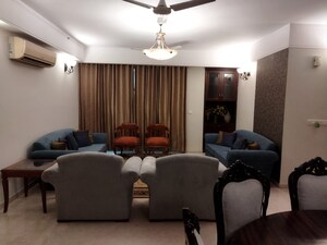Living Room in 4 BHK Apartment at DLF Park Place, Sector 54 – for Sale