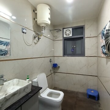Bathroom in 2 BHK Builder Floor at Saket – for Rent