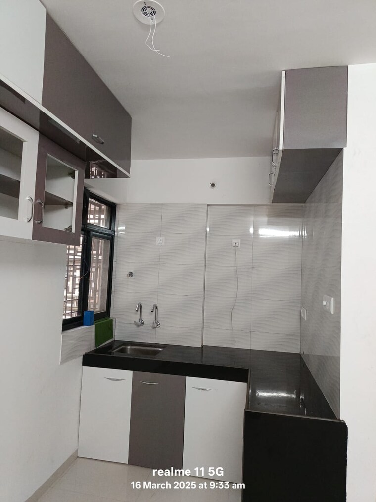 Kitchen, oxy-beaumonde 1 Bedroom 542 Sq.Ft. Apartment In Viman Nagar Pune 9519012