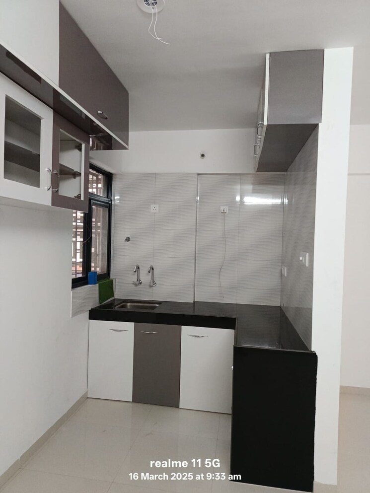 Kitchen, oxy-beaumonde 1 Bedroom 542 Sq.Ft. Apartment In Viman Nagar Pune 9519012