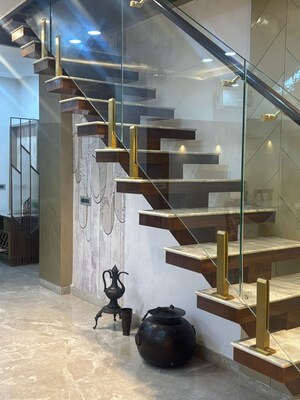 Staircase in 4 BHK Builder Floor at Green Wood City, Sector 45 – for Sale