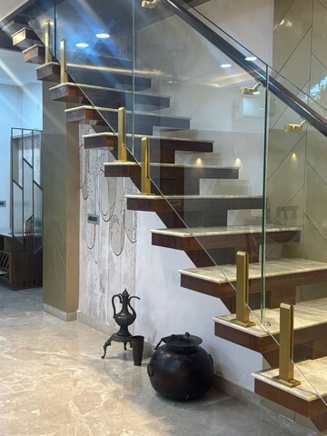 Staircase in 4 BHK Builder Floor at Green Wood City, Sector 45 – for Sale