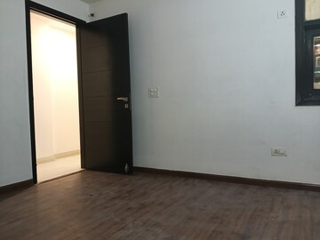 Room in 3 BHK Builder Floor at East Of Kailash – for Rent