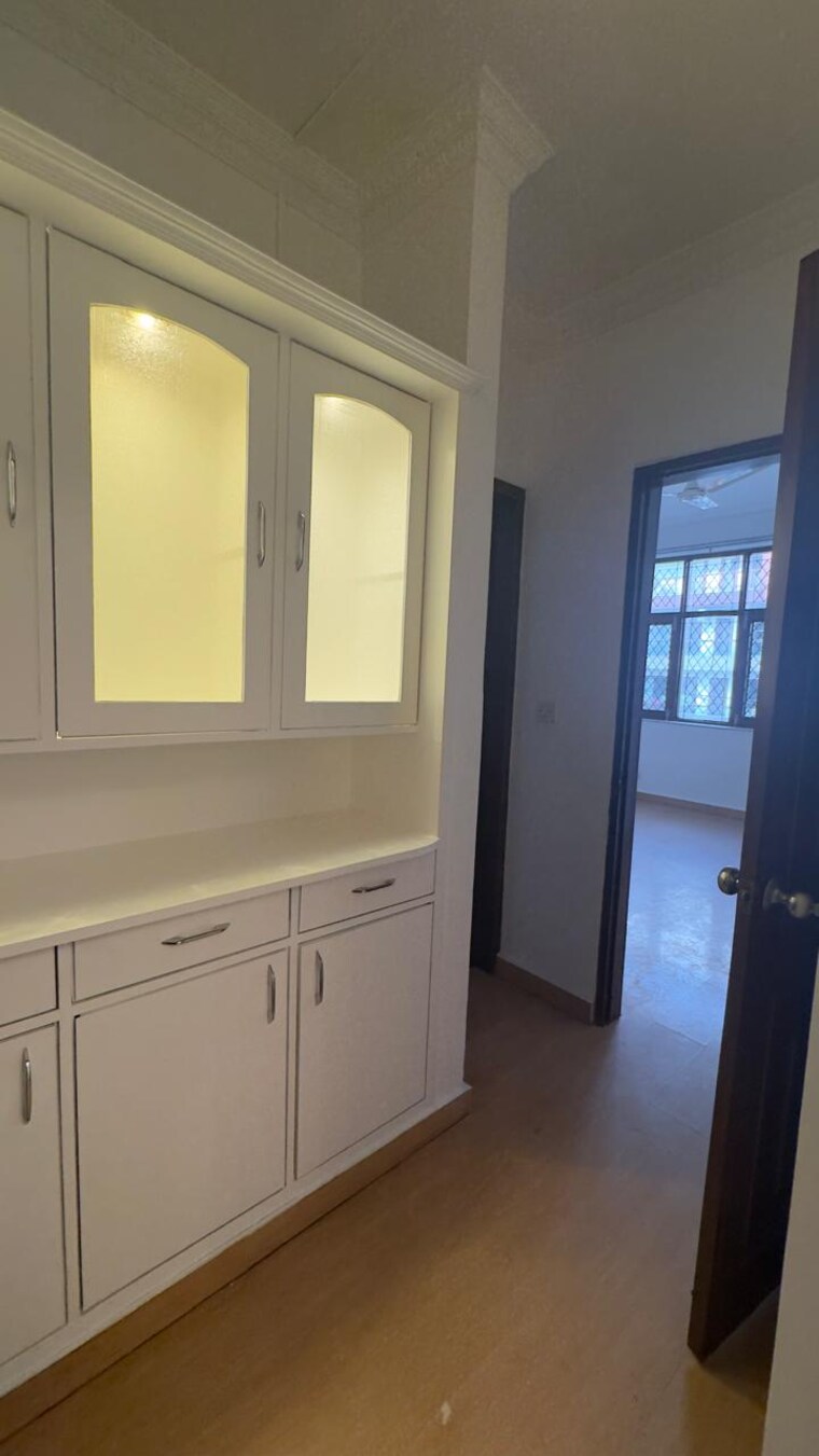 Room, anand niketan 4 Bedroom 3600 Sq.Ft. Builder Floor In Anand Niketan Delhi 9519221