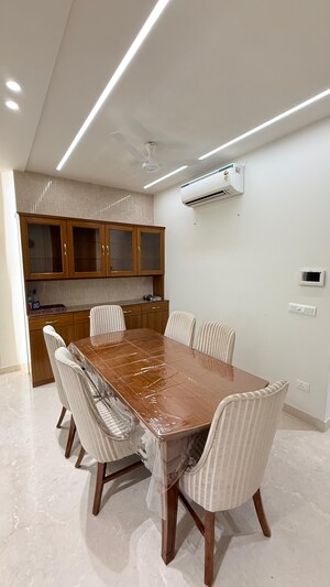 Kitchen in 3 BHK Builder Floor at Dlf Phase ii – for Rent