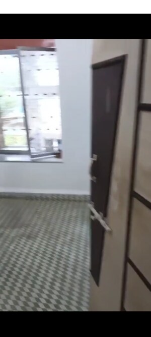 Bathroom in 1.5 BHK Apartment at Assumption View, Kandivali West – for Rent
