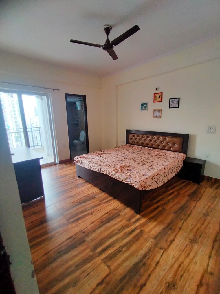 Bedroom, sector 75 Pg For Girls In Sector 75 9519495