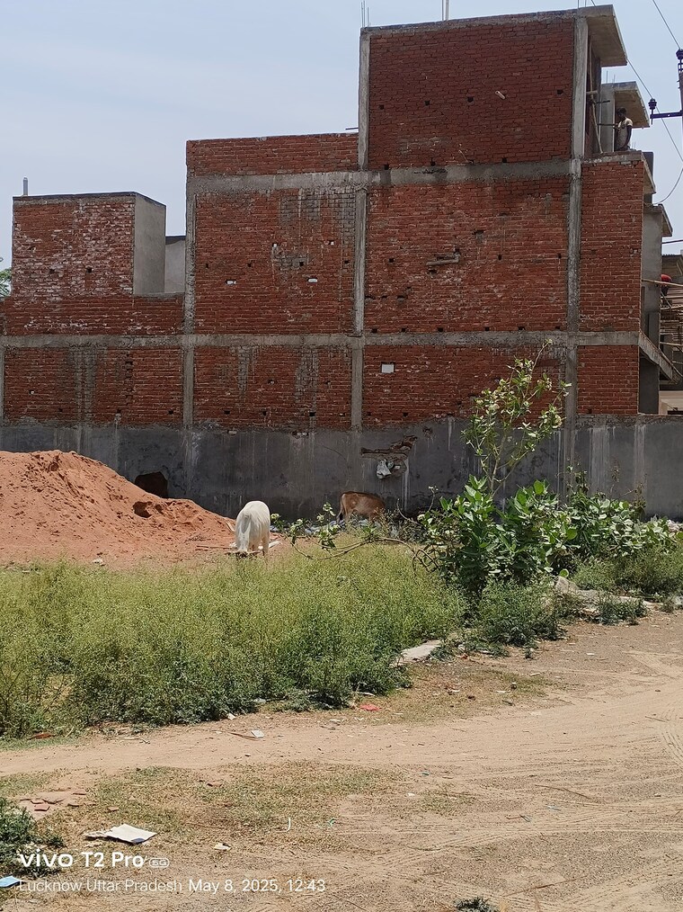 undefined, jankipuram  1260 Sq.Ft. Plot In Jankipuram Lucknow 9519618