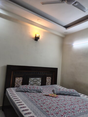 Room in 2 BHK Builder Floor at Panchsheel Vihar – for Rent