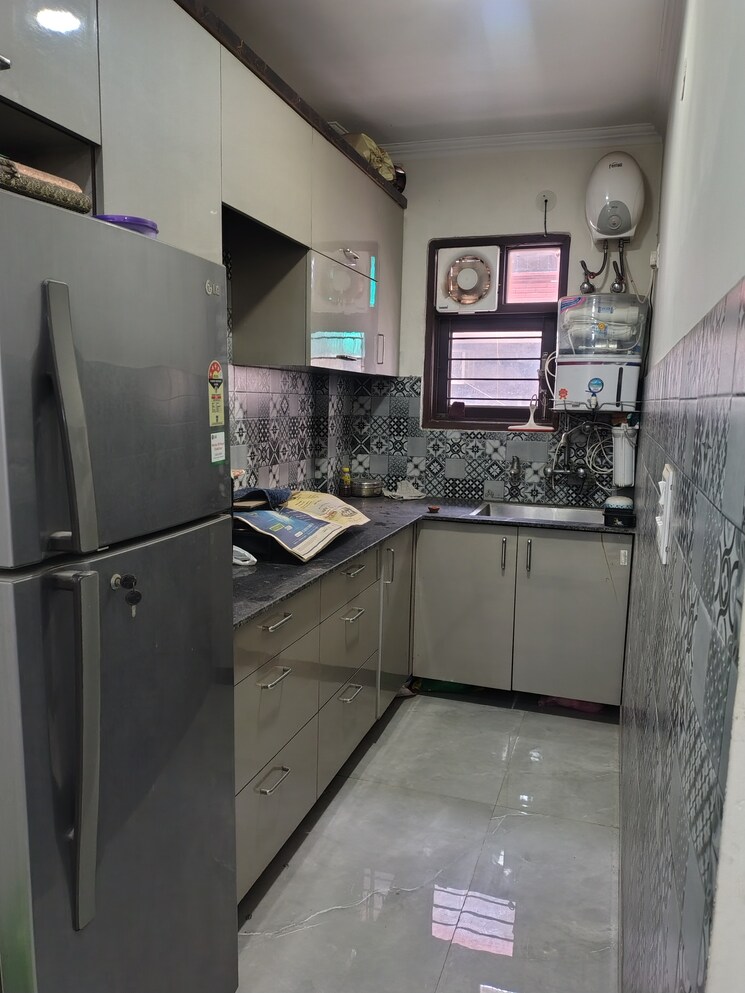 Kitchen, panchsheel vihar 2 Bedroom 1800 Sq.Ft. Builder Floor In Panchsheel Vihar Delhi 9519513