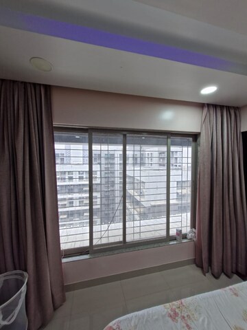 Room in 2 BHK Apartment at Brahma F Residences, Kalyani Nagar – for Rent