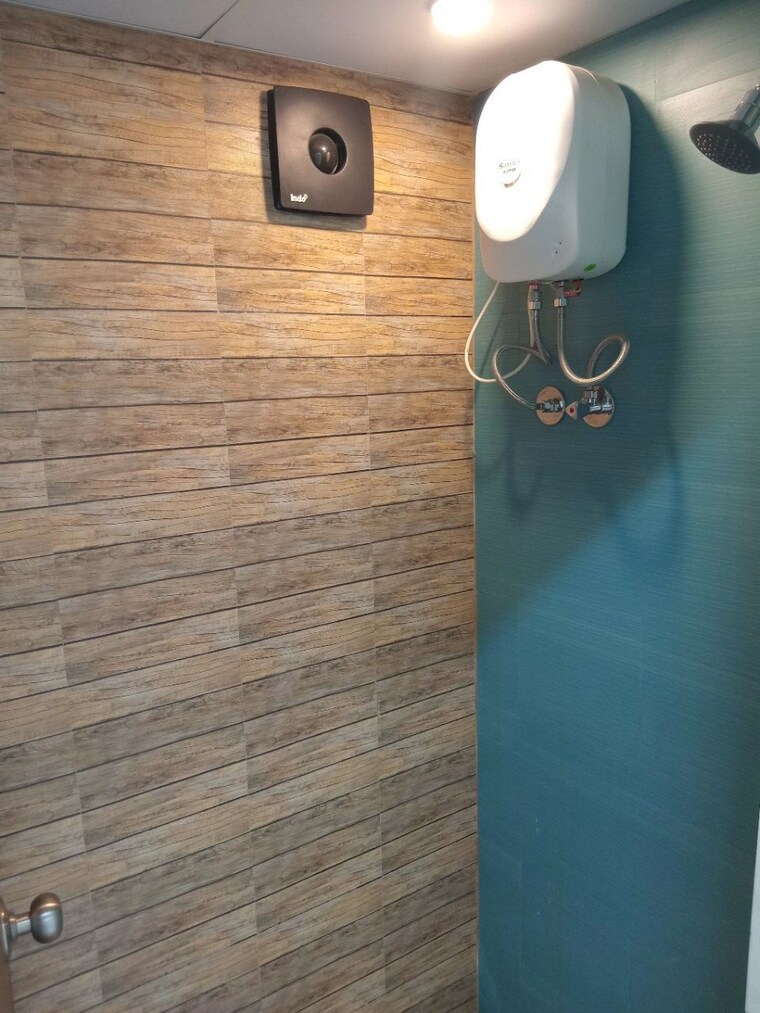 Bathroom, lodha-crown-quality-homes 1 Bedroom 400 Sq.Ft. Apartment In Majiwada Thane 9519548