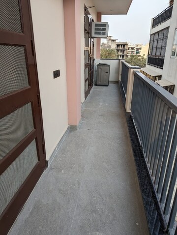 Balcony in 3 BHK Builder Floor at AEZ Aloha, Sector 57 – for Rent