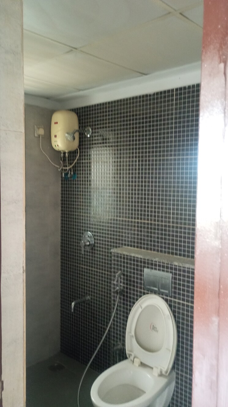 Bathroom, lodha-palava-casa-bella 2 Bedroom 686 Sq.Ft. Apartment In Dombivli East Thane 9519701