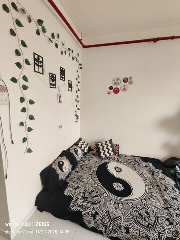 Room in 1 RK Apartment at Puranik City Reserva, Ghodbunder Road – for Rent