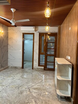 Bedroom in 3 BHK Builder Floor at Sukhdev Vihar – for Rent