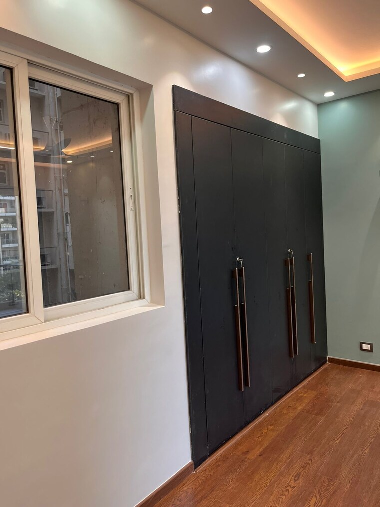 Room, paras-irene 3 Bedroom 2150 Sq.Ft. Apartment In Sector 70a Gurgaon 9519772