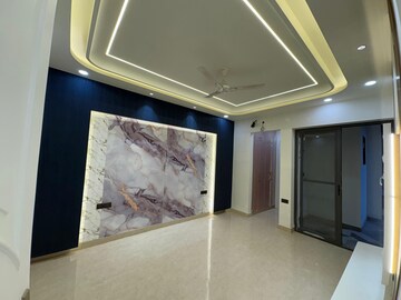 Room in 3 BHK Builder Floor at Amolik Aster Woods, Sector 98 – for Sale