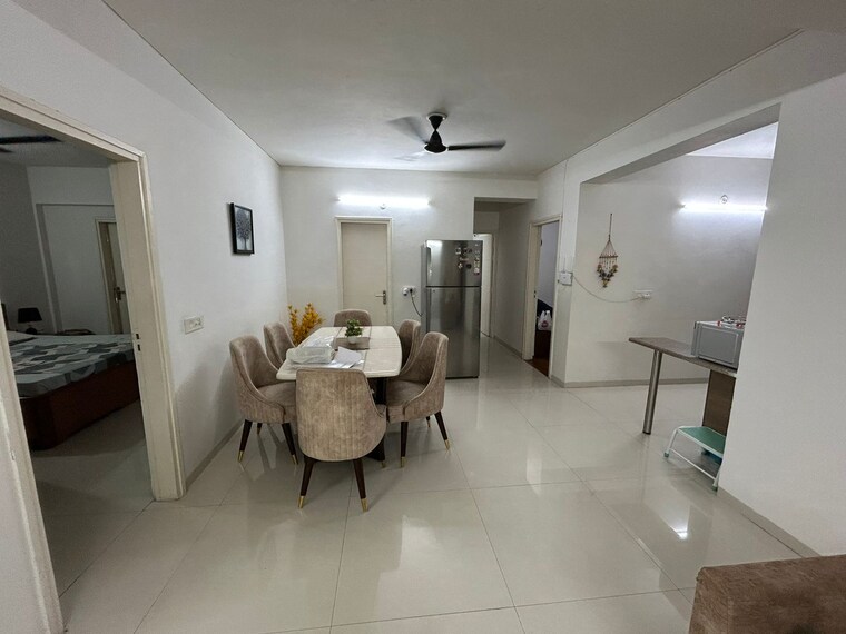 Living Room, tulip-violet 3 Bedroom 1578 Sq.Ft. Apartment In Sector 69 Gurgaon 9519794