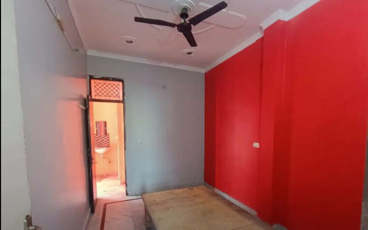 Room, alpha ii greater noida 1.5 Bedroom 600 Sq.Ft. Independent House In Alpha Ii Greater Noida Greater Noida 9519873