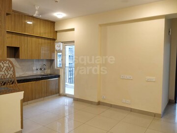 Room in 2 BHK Apartment at Aims Golf Avenue I, Sector 75 – for Sale