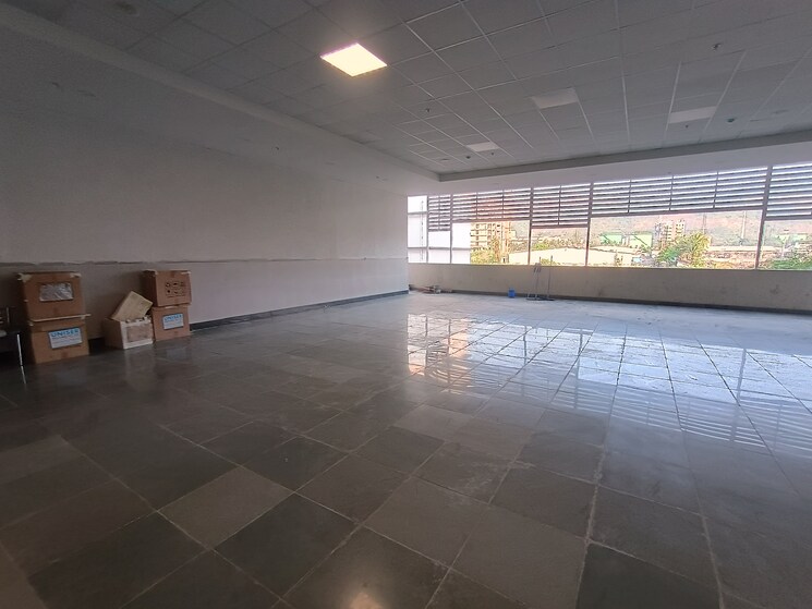  Parking, raheja-tesla-industrial Commercial Warehouse 700 Sq.Yd. In Midc Industrial Area Navi Mumbai 9519895