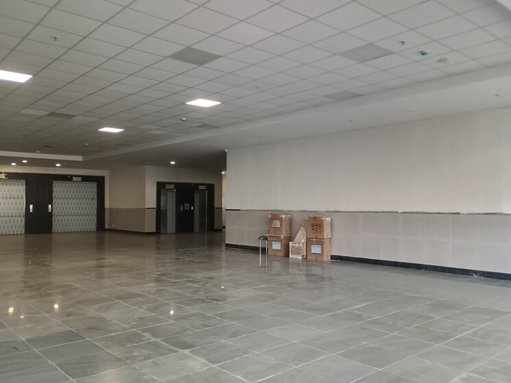  Parking, raheja-tesla-industrial Commercial Warehouse 700 Sq.Yd. In Midc Industrial Area Navi Mumbai 9519895