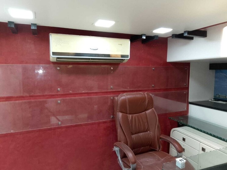 undefined, om-heera-panna-mall Commercial Office Space 300 Sq.Ft. In Andheri West Mumbai 9519797