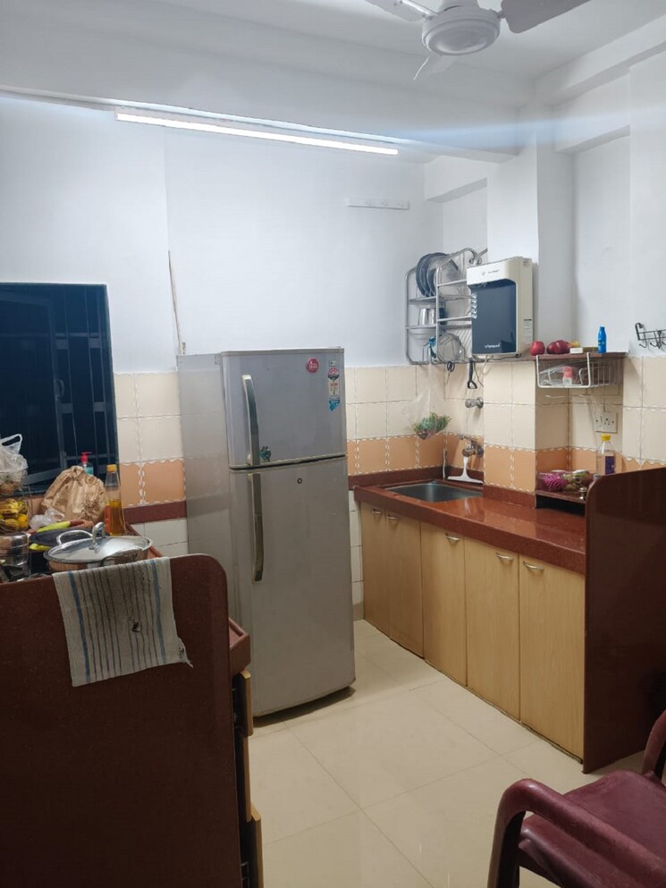 Kitchen, bandra west 1 Bedroom 500 Sq.Ft. Apartment In Bandra West Mumbai 9519901