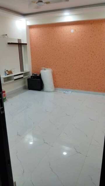 2 BHK Builder Floor For Rent in Chattarpur